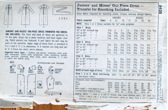 60s Sleeveless Smocked House Dress with Huge Pockets Vintage Easy Smocking Sewing Pattern Simplicity 5435 B33