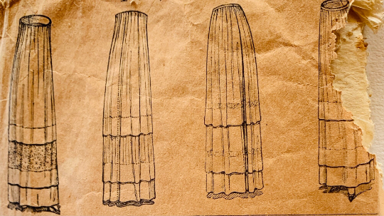 1900s 1910s Edwardian Tiered Maxi Skirt Antique Sewing Pattern Butterick 4729 W26