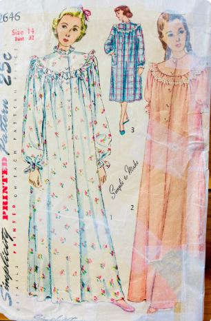 50s Womens Ruffled Nightgown in 2 Lengths Long Short Prairie Sleepwear Petite Vintage Sewing Pattern Simplicity 2646 B32