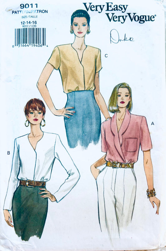 90s Womens Minimal Blouse w/ Shaped Neckline Pocket & Sleeve Options Vintage Easy Sewing Pattern Vogue 9011