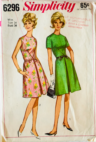 60s Sleeveless A Line Dress w/ V Seamed Accent Vintage Sewing Pattern Simplicity 6296 B34