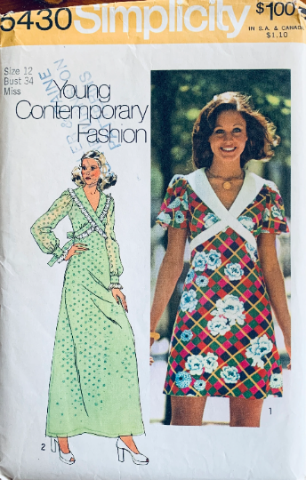70s Crossover Bodice Dress in Short or Maxi Length Cottagecore Dresses Sewing Pattern Simplicity 5430 B34