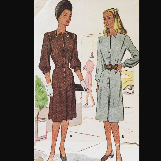 40s Button Front Day Shirtwaist Dress w/ Starburst Collar Petite Vintage Sewing Pattern McCall 6497 B32