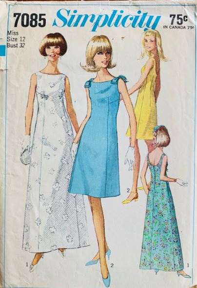 60s A Line Sleeveless Shift Dress Minimalist Sleeveless Summer Bateau Neck Wedding Gown Vintage Petite Sewing Pattern Simplicity 7085 B32