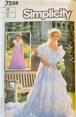 80s Ruffled Wedding Gown Prom Southern Bell Prom Dress Bridesmaid Vintage Sewing Pattern Simplicity 7258 B34