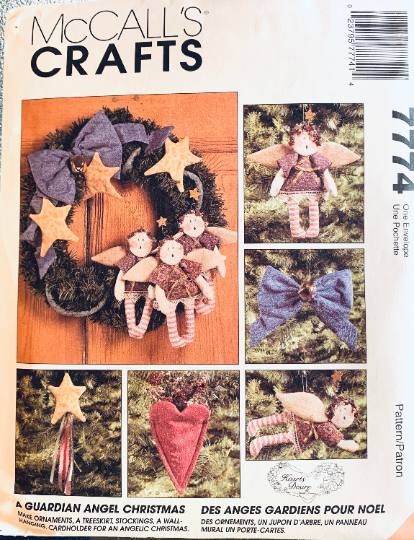 Christmas Holiday Decorations Pattern for Tree Skirt Wreath Ornaments Wand Home Decor Sewing Pattern McCalls 7774