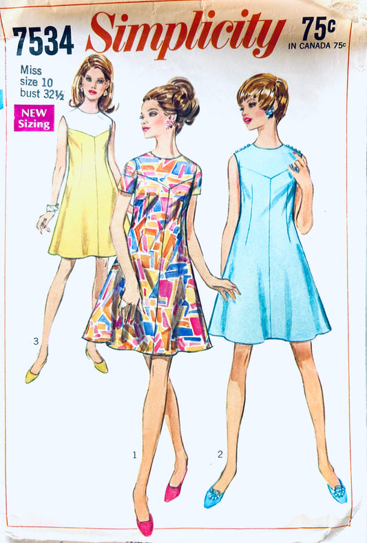 60s Sleeveless Summer Dress w/ Flared Skirt & Shaped Yoke Bodice Petite Vintage Sewing Pattern Simplicity 7534 B32